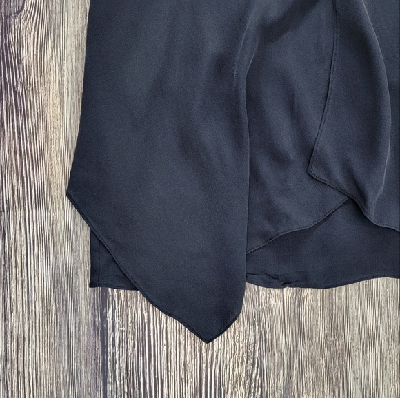 Theory Black Drape V Neck Tank Top Blouse - Picture 2 of 7